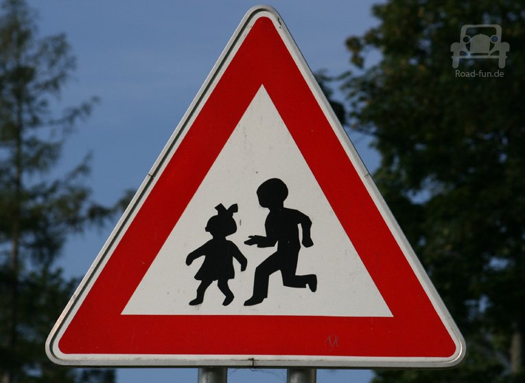 Gefahrenschild Schulkinder - Slowakei
