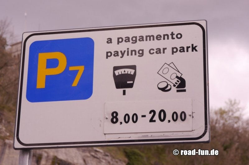 Hinweisschild San Marino - Parkgebühren (5)