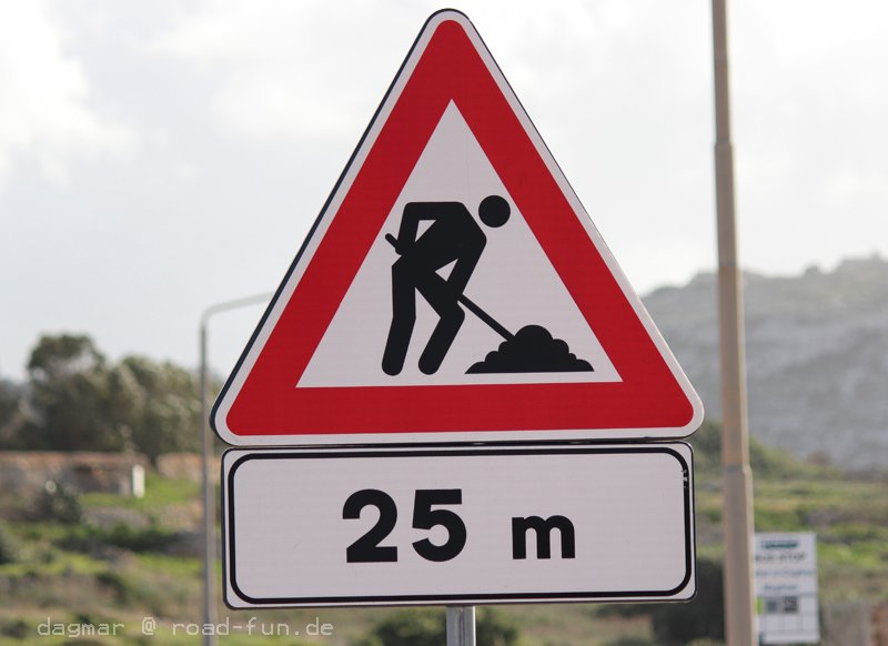 Malta Gefahrenschild - Baustelle (4)