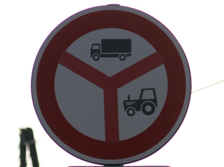 Verbotsschild Durchfahrt -Slowakei