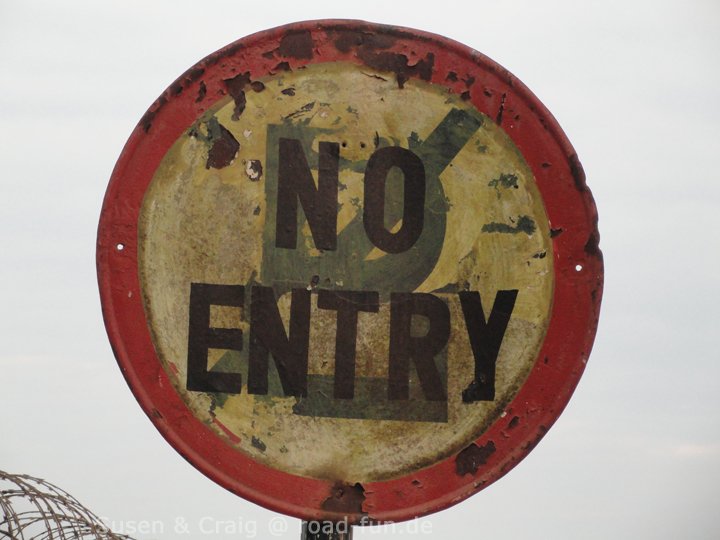 Verbotsschild Malawi - no entry