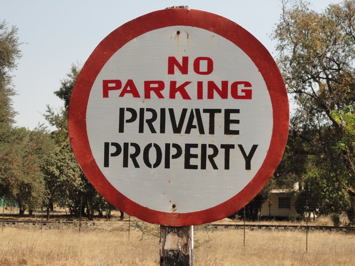 Verbotsschild Sambia - Parken (2)