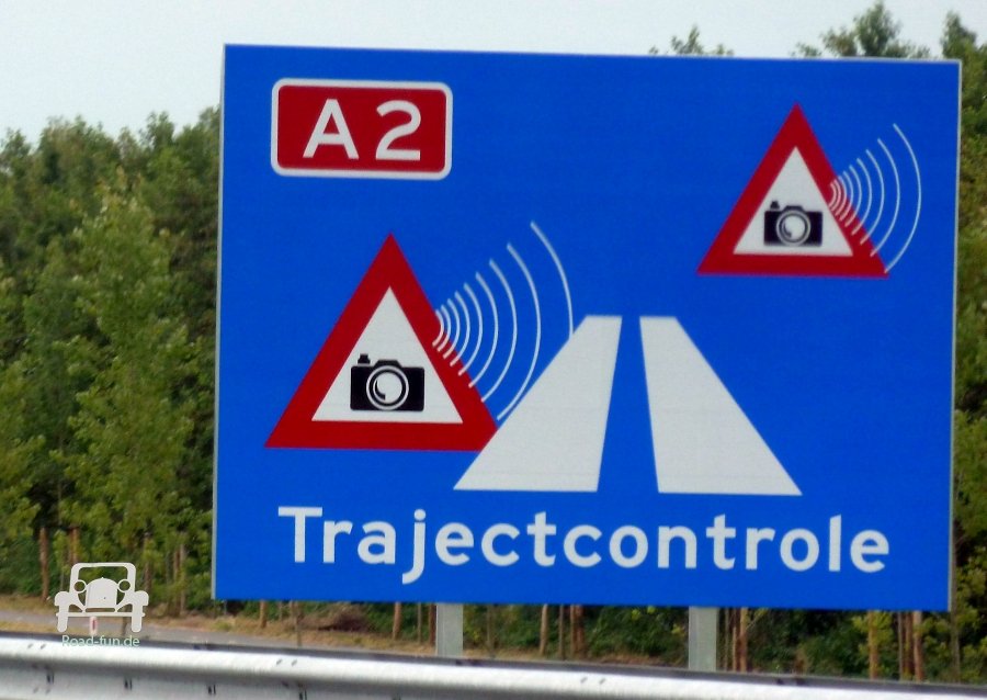 Verkehrsschild Hinweis Radar - Niederlande