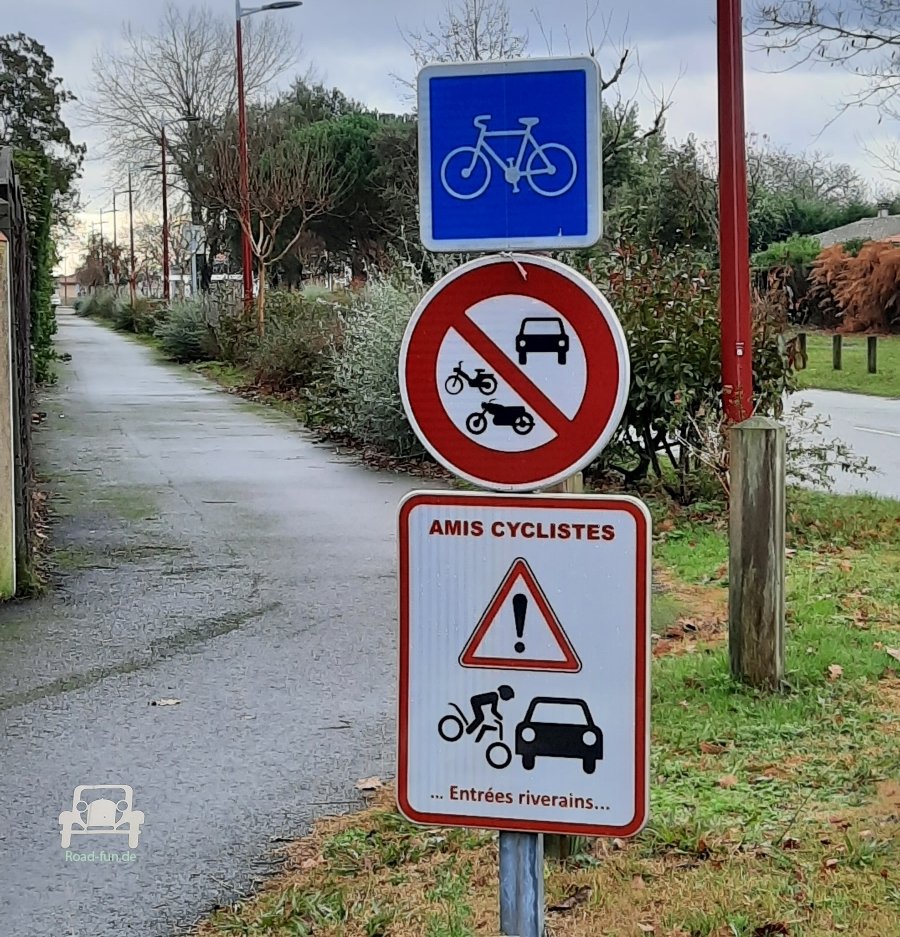 Verkehrsschild Radfahrer Gefahr Frankreich