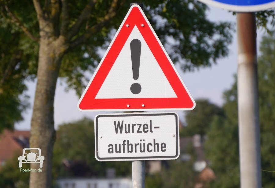 Zusatzschild Gefahr Wurzelaufbruch - Deutschland