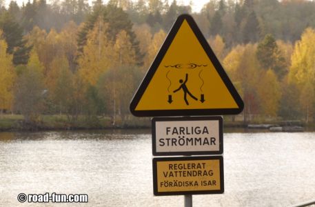 Gefahrenschild Schweden - gefährliche Strömung