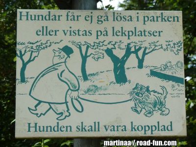 Hinweisschild Schweden - Leinenpflicht für Hunde