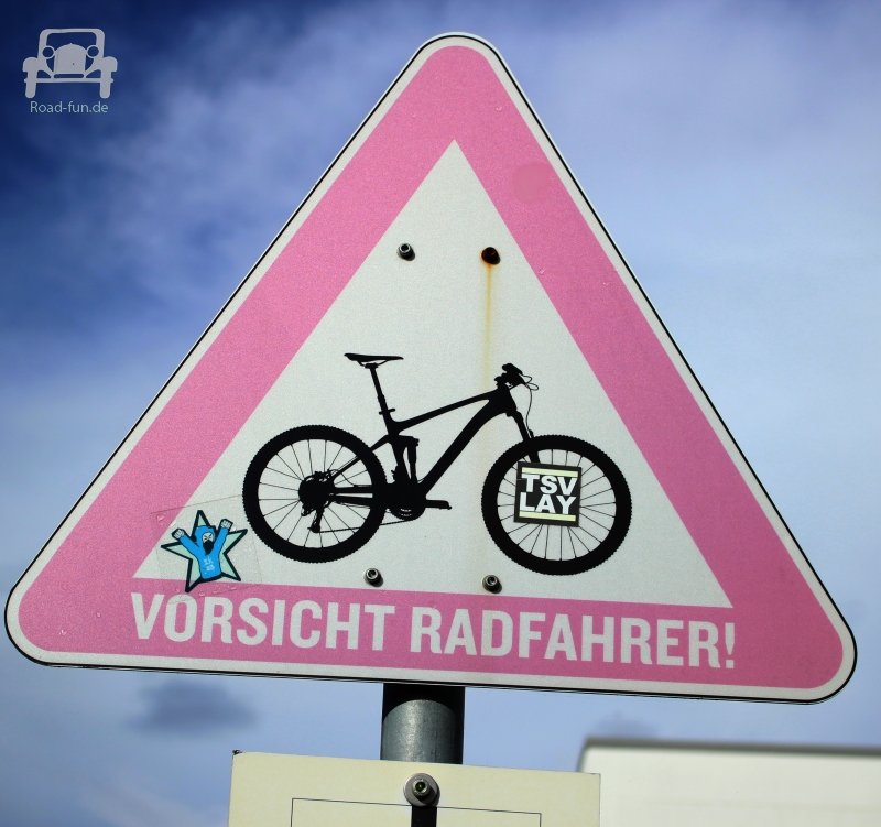 Gefahrenschild Deutschland - Radfahrer (Privatschild) 