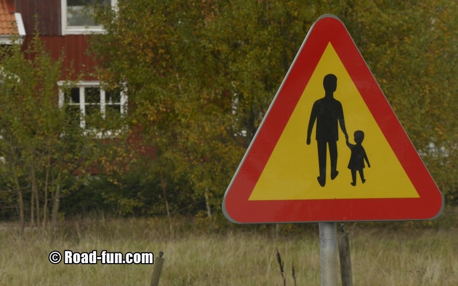 Gefahrenschild Schweden - Fußgänger