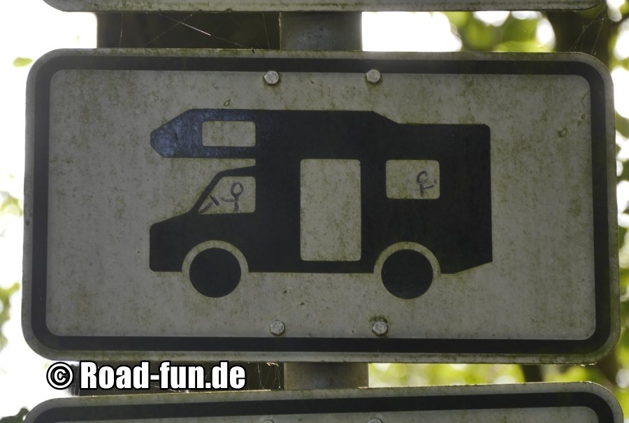 Informationsschild Deutschland - Caravan Stellplatz
