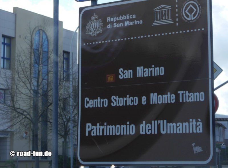 Hinweisschild Republik san Marino