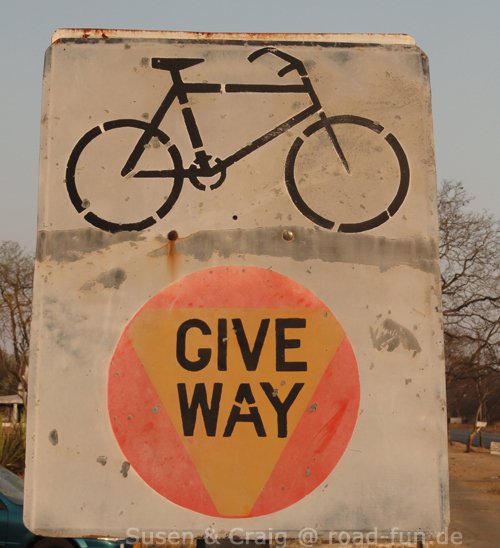 Hinweisschild Simbawe - Radweg (1)