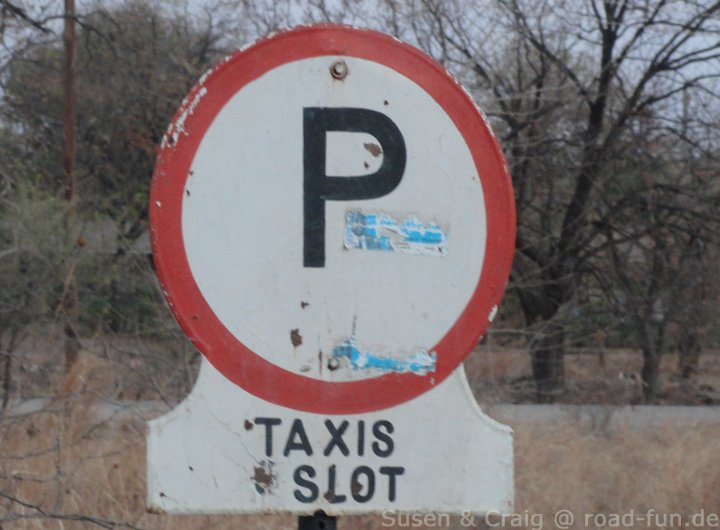 Verbotsschild Sambia - Parken (3)