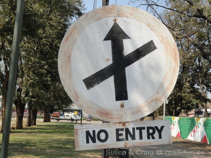 Verbotsschild Sambia - no Entry