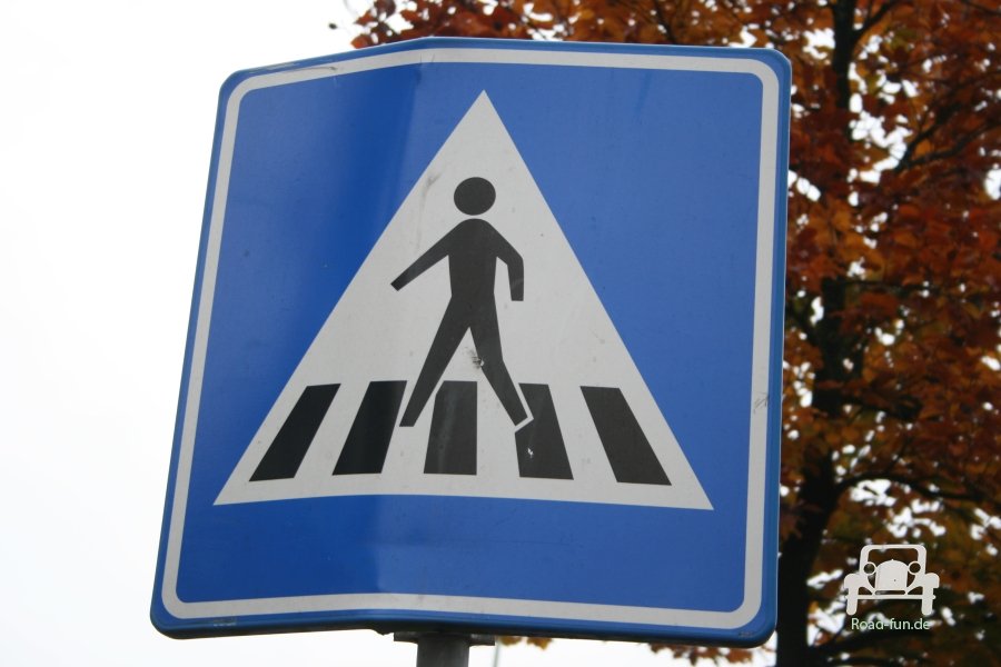 Verkehrsschild Strasse Hinweis Zebrastreifen - Niederlande 
