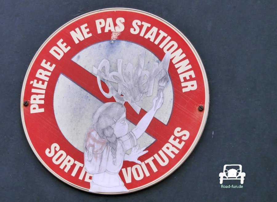 Verkehrsschild Umgestaltet Verbot Frankreich