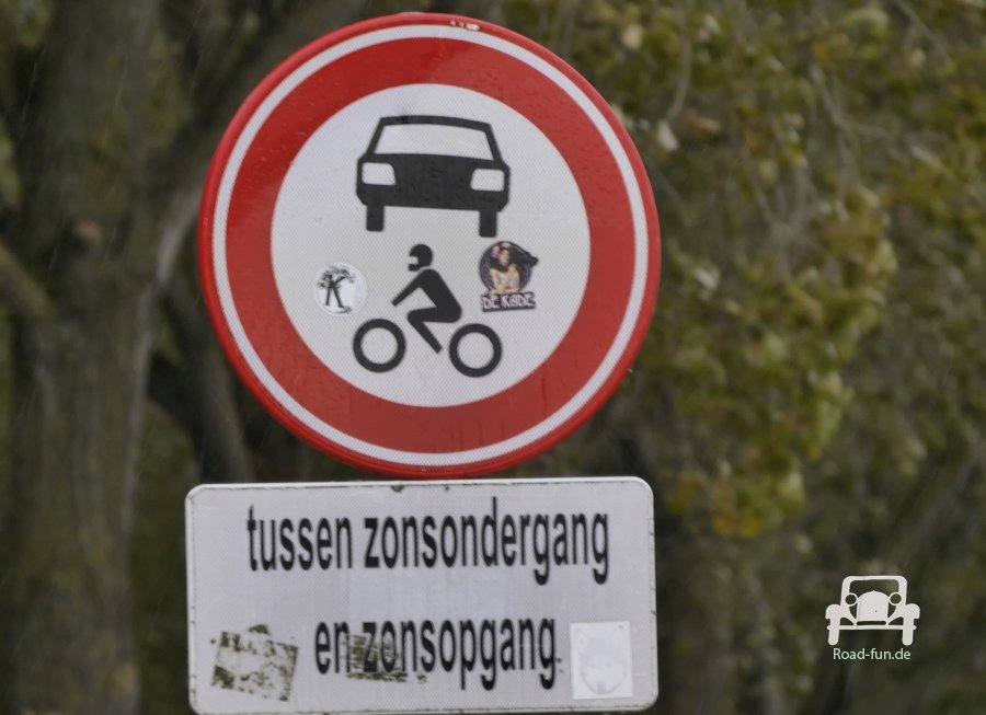 Verkehrsschild Verbot Durchfahrt Auto - Niederlande