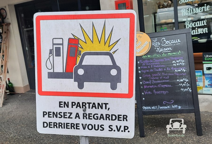 Verkehrsschild X Privat Gefahr Special Frankreich