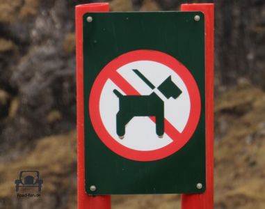 Verbotsschild Faeroer Inseln - Hunde
