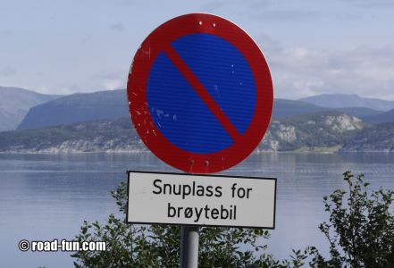 Verbotsschild Norwegen - Parkverbot
