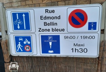 Verkehrsschild Hinweis Diverse Frankreich