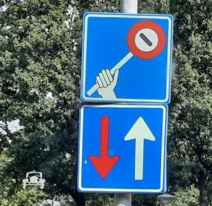 Verkehrsschild Hinweis Vorfahrt - Niederlande